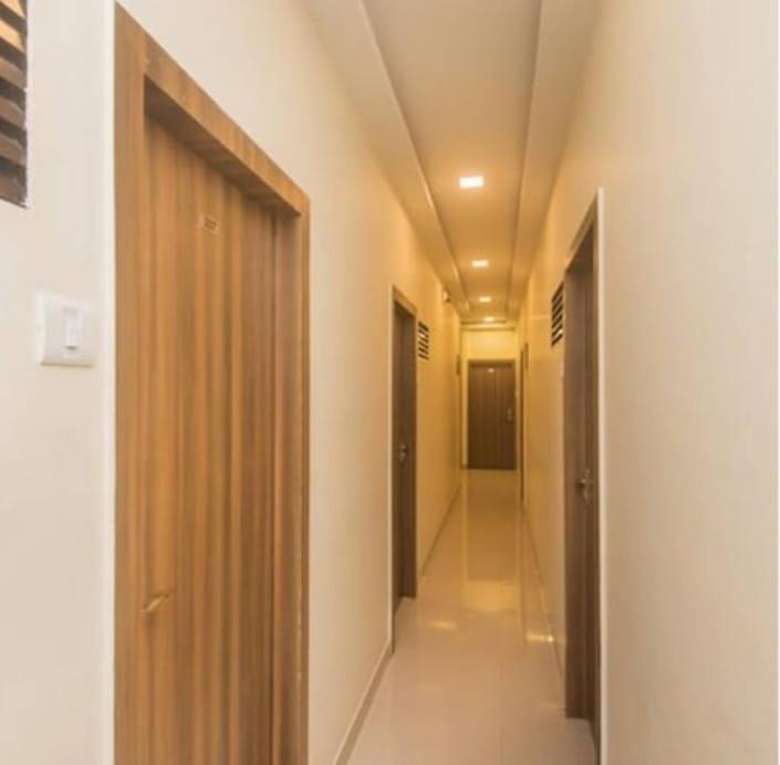 Hotel Golden Galaxy Mumbai Exterior foto